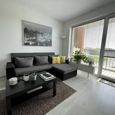 Live The Urban Life Апартаменты *